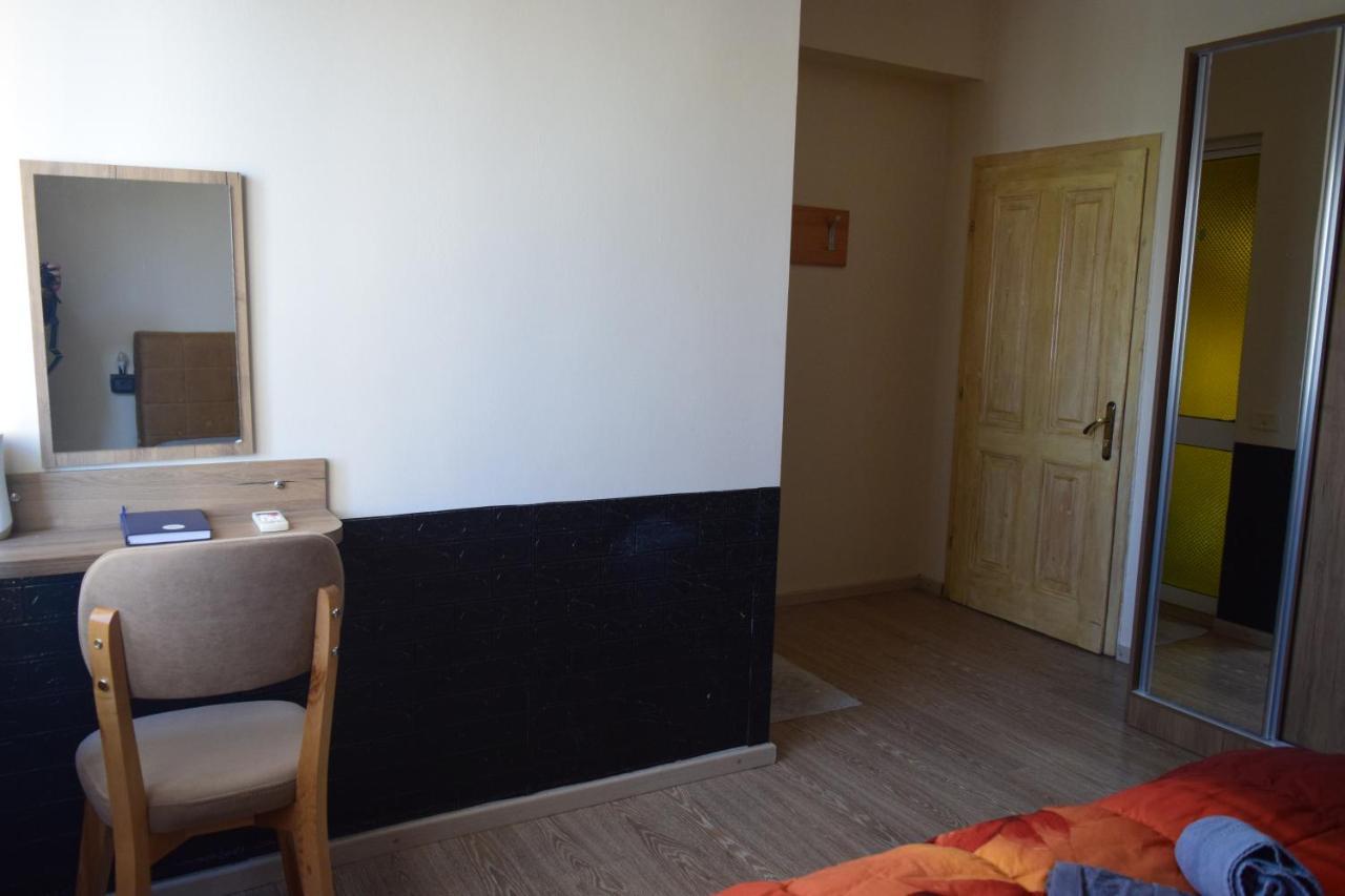 D1 Rooms & Apartments Tirana Exterior photo
