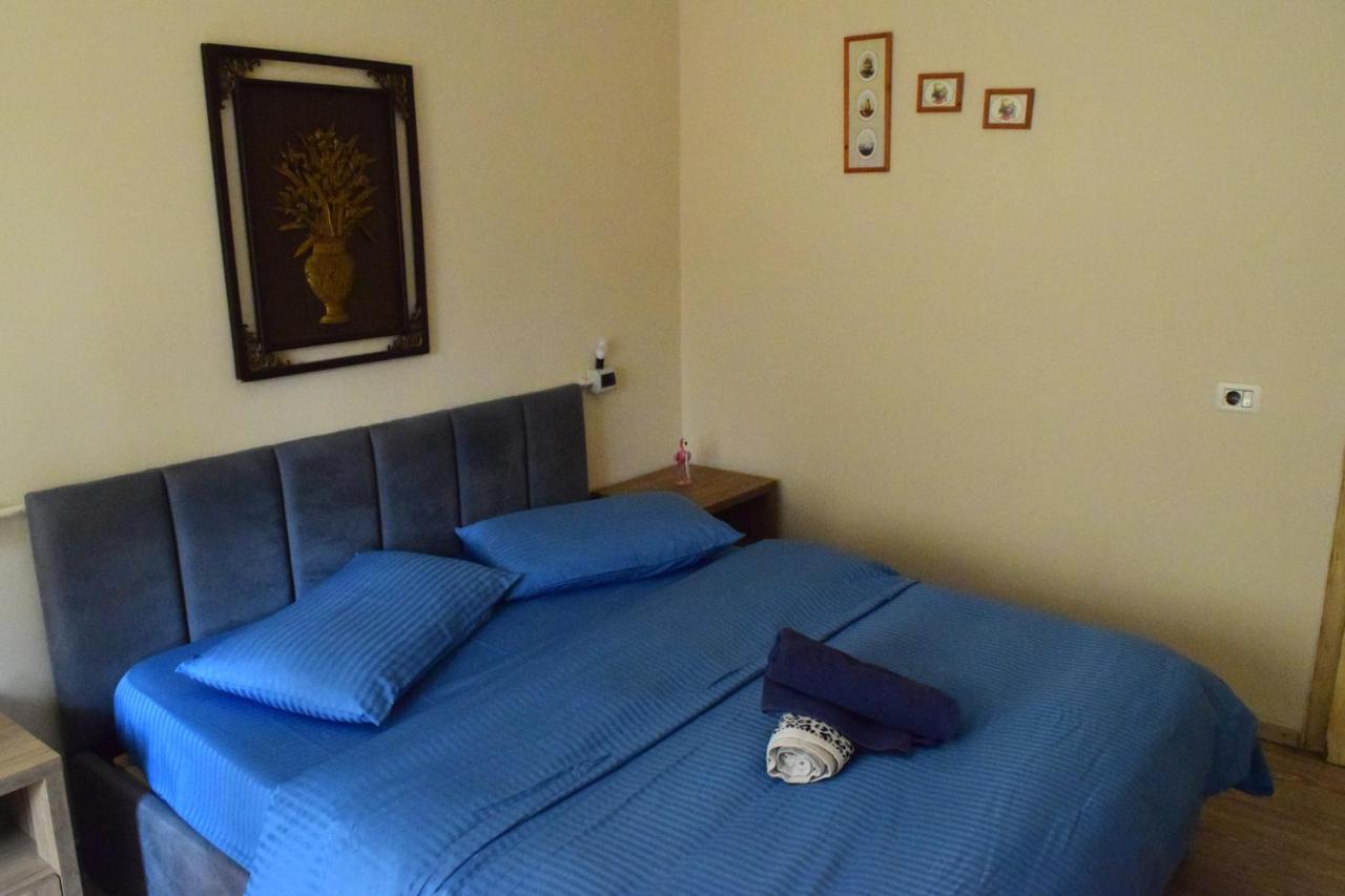 D1 Rooms & Apartments Tirana Exterior photo